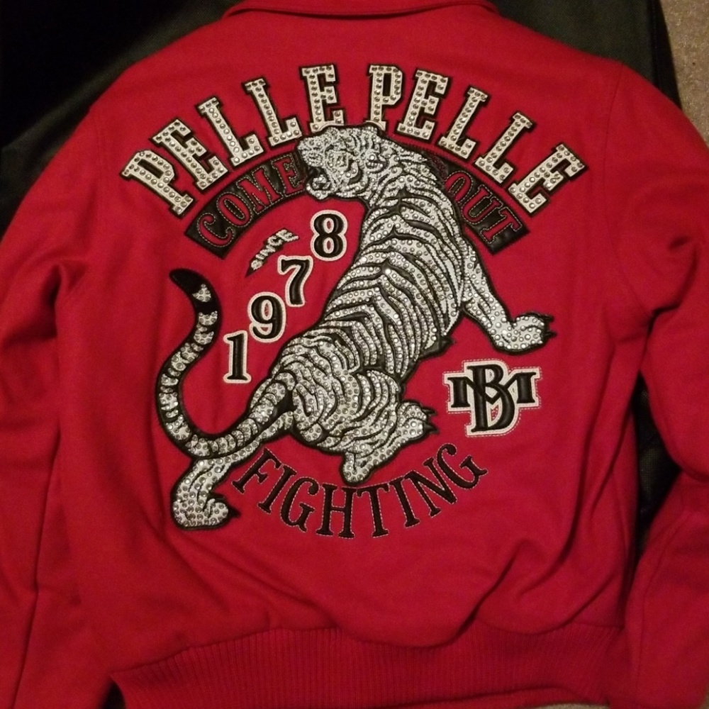 Make an Offer • Womens Red Pelle Pelle